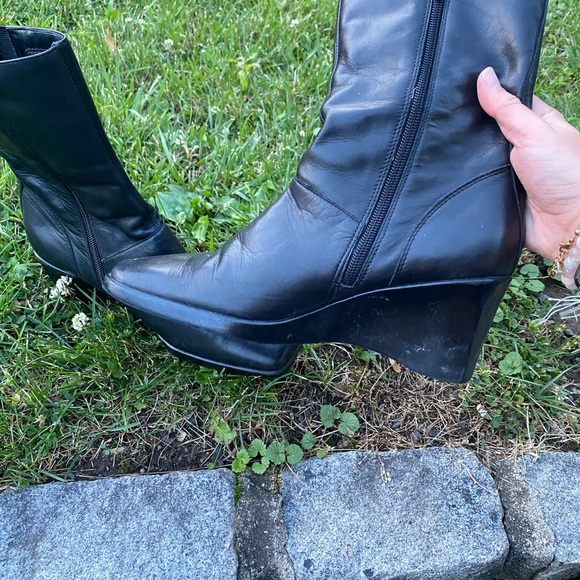 Vintage 90s boots - Picture 5 of 10